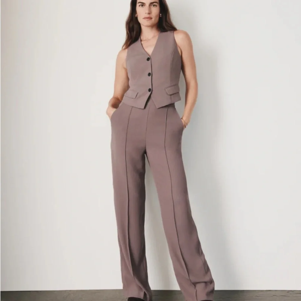 Spanx Carefree Crepe Vest - Smoke Size S - Picture 2 of 4